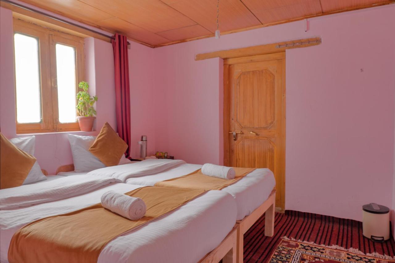 Astrostays At Pangong Spangmik Екстериор снимка